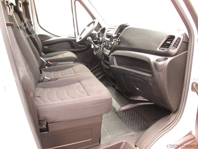 شاحنة بدن معزول مبرد IVECO 35 C13*Carrier Kühlkoffer*LBW*
