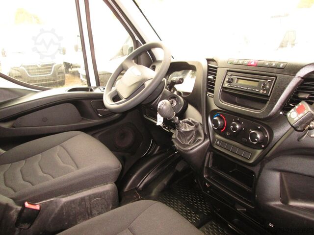 شاحنة بدن معزول مبرد IVECO 35 C13*Carrier Kühlkoffer*LBW*