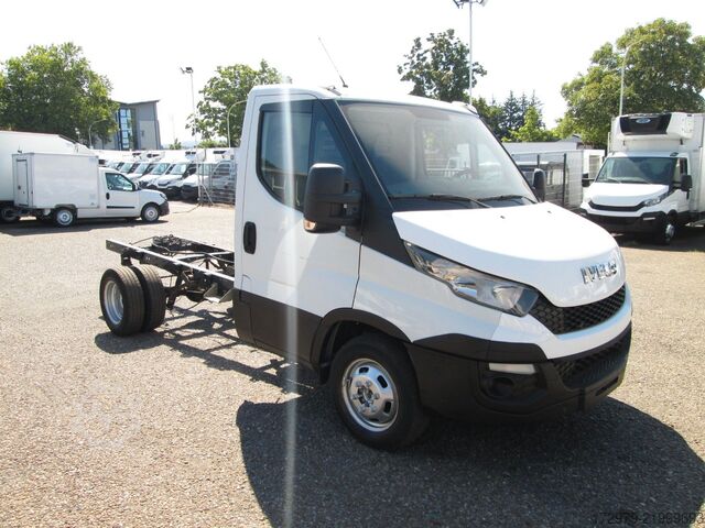 Bestelwagenchassis IVECO 35 C13*Fahrgestell*ATM*