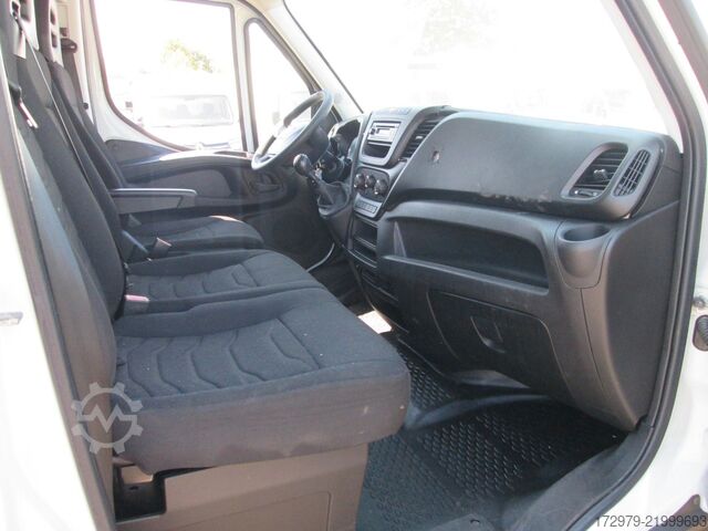 Bestelwagenchassis IVECO 35 C13*Fahrgestell*ATM*
