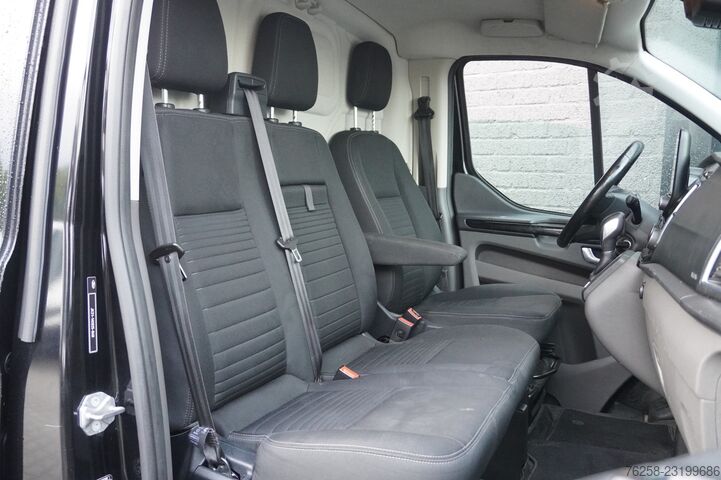 Ford Transit Custom 2.0 TDCI 130 л.с. автомат EURO 6 – кондиционер, навигация, круиз-контроль – €14. Ford Transit Custom 2.0 TDCI 130PK Automaat EURO 6 -...