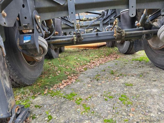 Ημιρυμουλκούμενο εναλλάξιμου αμαξώματος LAG Kipp-Chassis 20", Liftachse,Staukiste Edelstahl