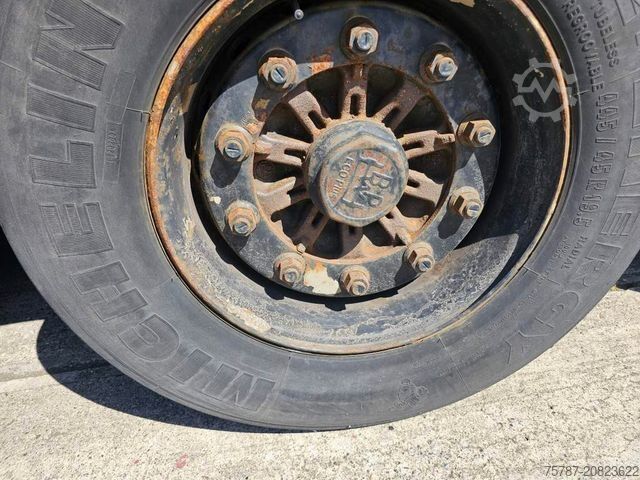 Ανοιχτό ημιρυμουλκούμενο με μουσαμά KRONE Gardine Mega, Anti Eis Dach,2 Liftachse,Hubdach