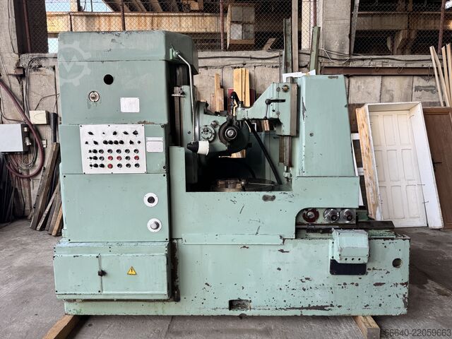 Machine à tailler les engrenages STANKO 53A80H