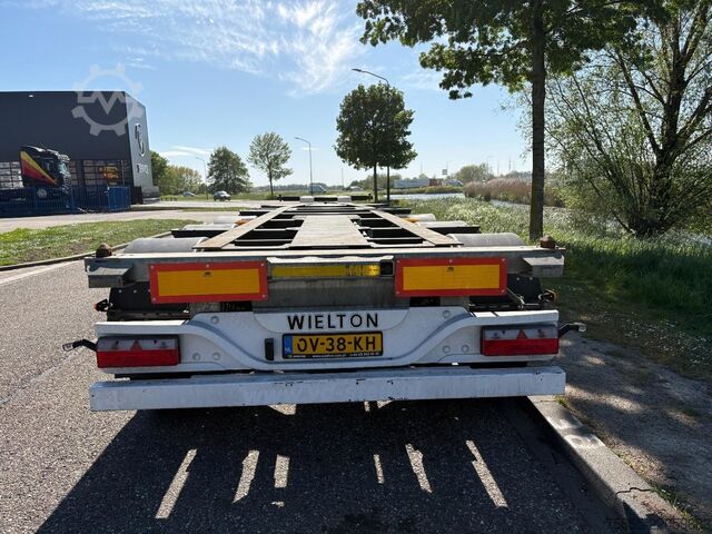 Transport af containere Wielton NS3P  Multichassis / SAF Axles / Extendable / D...