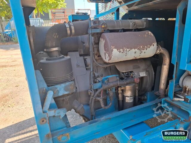 Scherenhebebühne Genie GS3390