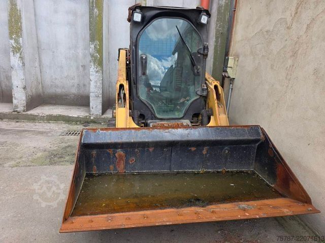 Utovarivač na točkovima CATERPILLAR 226D3 Lader mit Schwergutschaufel
