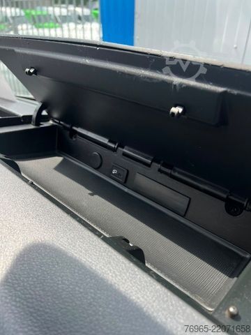 ピックアップバン MERCEDES-BENZ Sprinter 316 DOKA LANG PRITSCHE PLANE 6-SITZ AHK