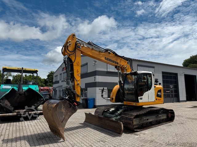Jentolak rantai LIEBHERR R920 Compact LC Kettenbagger