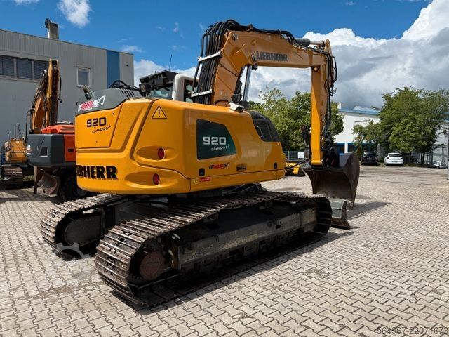 Jentolak rantai LIEBHERR R920 Compact LC Kettenbagger