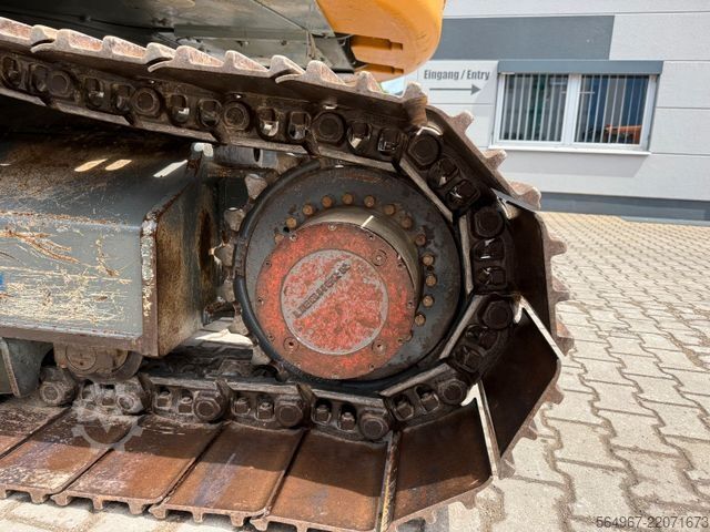 Jentolak rantai LIEBHERR R920 Compact LC Kettenbagger