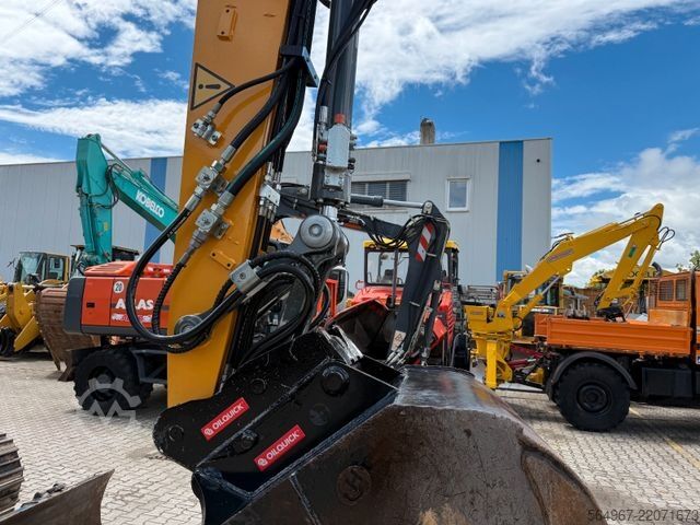 Jentolak rantai LIEBHERR R920 Compact LC Kettenbagger