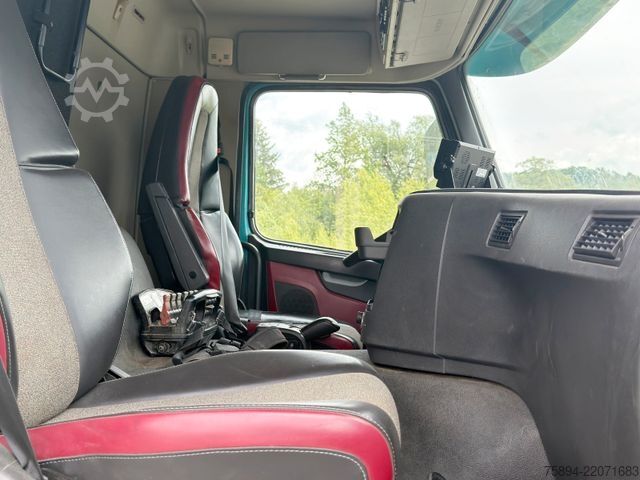 Macara montată pe camion VOLVO FMX 410 *HIAB 322 EP-5 HIPRO/FUNK *8x4