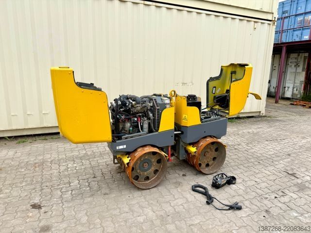 รถบดถังเดียว WACKER Neuson RT82-SC3 / 2015 BJ / 516 H / Remote