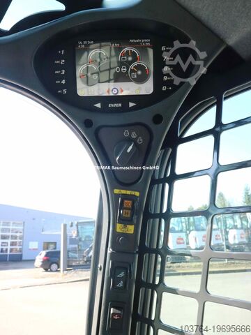 Ładowarka gąsienicowa Bobcat T450