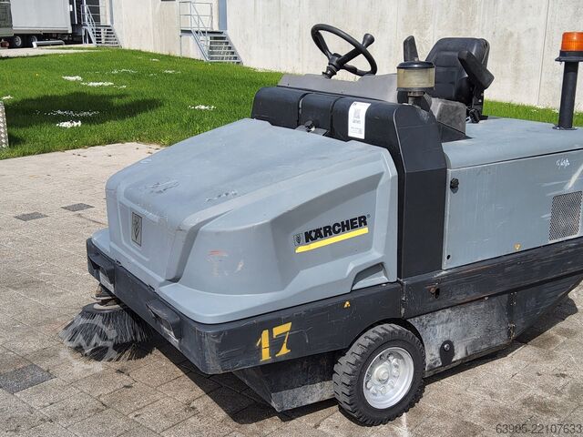 存储技术 Kärcher Kehrmaschine KM 130/300 RLPG