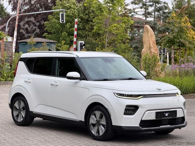 Furgoneta KIA Soul e-Soul DynamicLine 64 kWh LED Navi Kamera