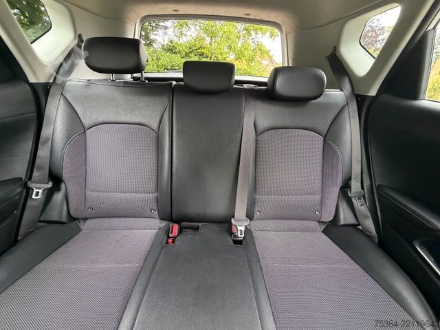 Furgoneta KIA Soul e-Soul DynamicLine 64 kWh LED Navi Kamera