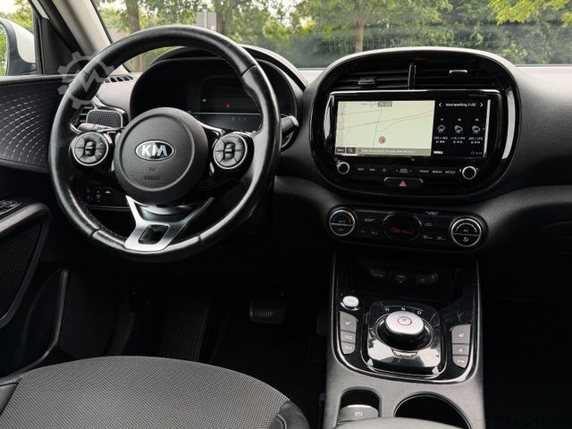 Furgoneta KIA Soul e-Soul DynamicLine 64 kWh LED Navi Kamera