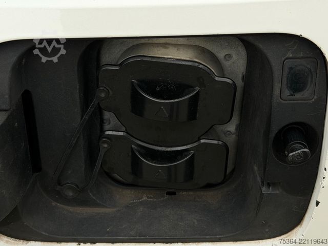 Furgoneta KIA Soul e-Soul DynamicLine 64 kWh LED Navi Kamera