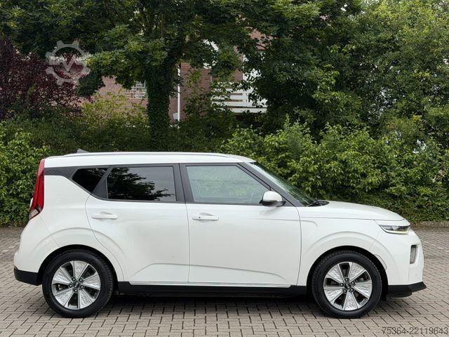 Furgoneta KIA Soul e-Soul DynamicLine 64 kWh LED Navi Kamera