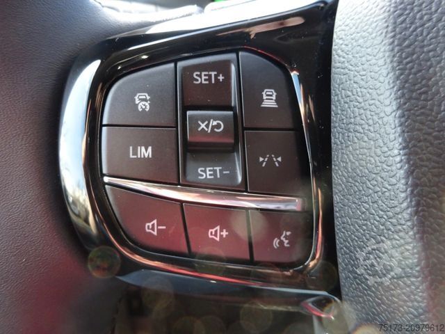 미니버스 FORD Transit Custom L2 Trail 4x4 Kombi AHK Matrix 360