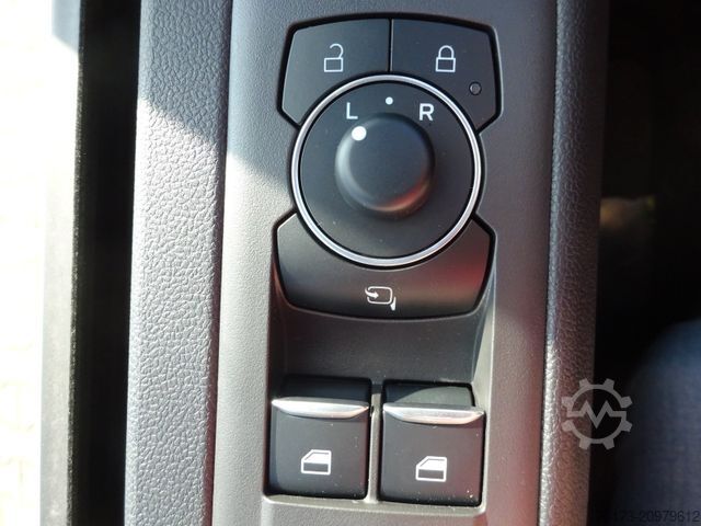 미니버스 FORD Transit Custom L2 Trail 4x4 Kombi AHK Matrix 360