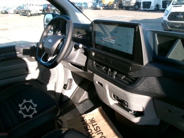 Mikroautobuss FORD Transit Custom 320L1 Trail 100kW AWD AHK 2xS.Tür