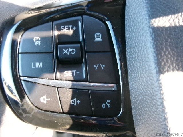 Mikroautobuss FORD Transit Custom 320L1 Trail 100kW AWD AHK 2xS.Tür