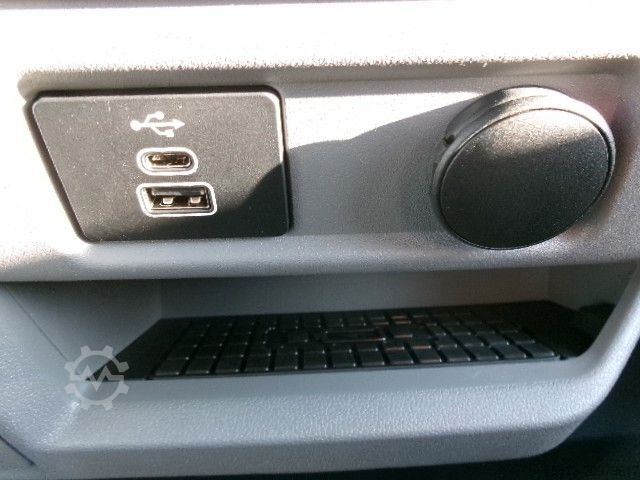 Mikroautobuss FORD Transit Custom 320L1 Trail 100kW AWD AHK 2xS.Tür