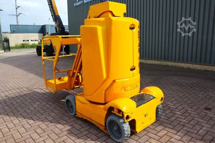 굴절식 텔레스코픽 작업 플랫폼 Haulotte Star 10AC As- Is, Electric, 10m Working Height, 3m