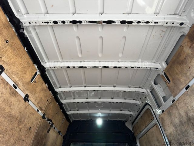 רכב מסחרי סגור MERCEDES-BENZ Sprinter 316 CDI 4x2 Kasten Klima AHK 3 Sitzer