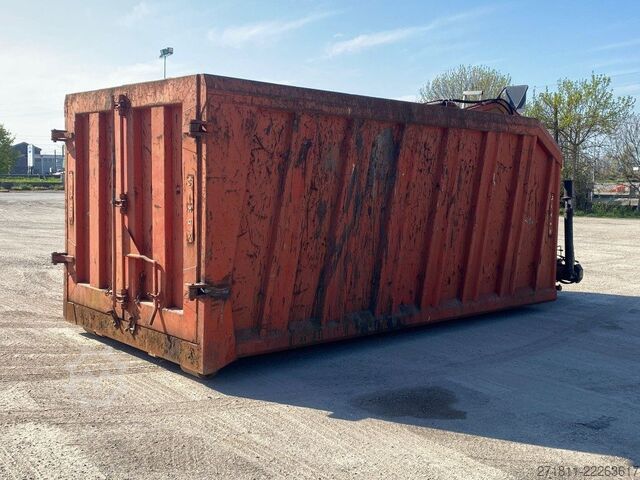 Thùng chứa roll-off  CONTAINER SCARRABILE USATO A CIELO APERTO CON GRU