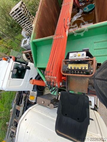 Thùng chứa roll-off  CONTAINER SCARRABILE USATO A CIELO APERTO CON GRU