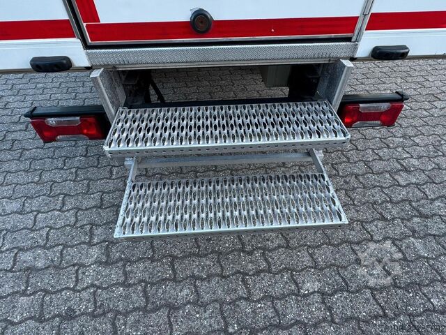 Izotermiczny van chłodnia IVECO Daily 35S12 Hi-Matic Tiefkühlkoffer *Thermoking*