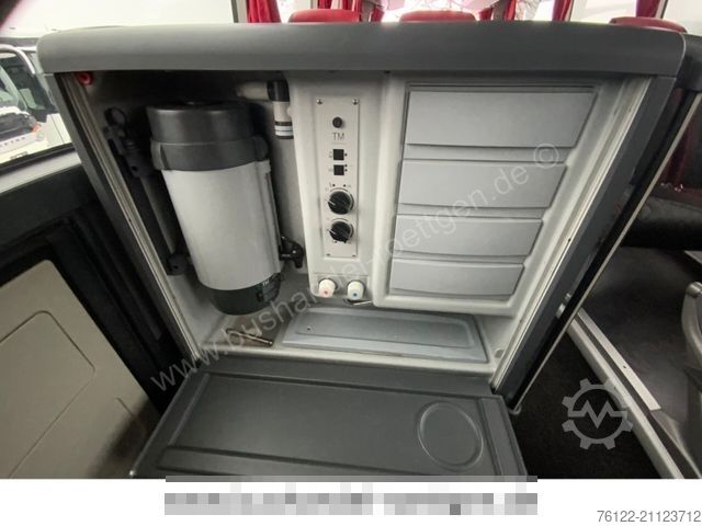 Diaľkový autobus SETRA S 517 HD/Tourismo/Travego/R08