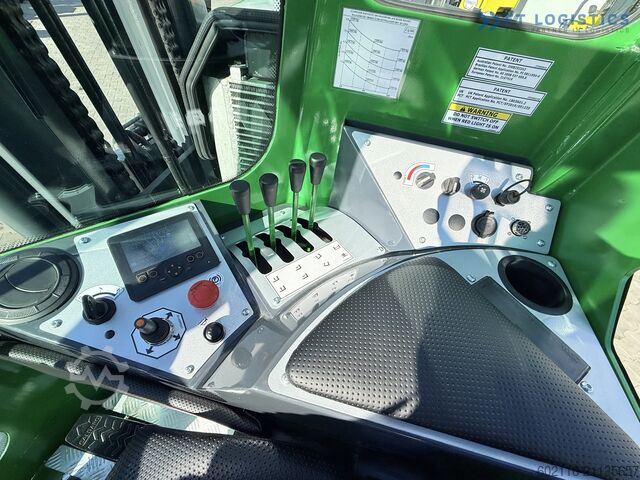 Dört yollu forklift Combilift C4500 DIESEL 4900 TRIPLEX FREE-LIFT TOP1