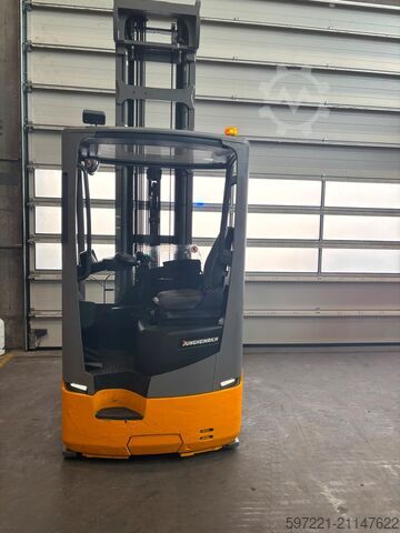 Tõstukid (reach truck) Jungheinrich ETV 216i