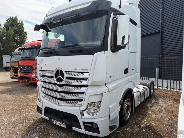 Volym SZM Mercedes-Benz ACTROS 1842 4X2 E6 LOW DECK / ENGINE BROKEN /