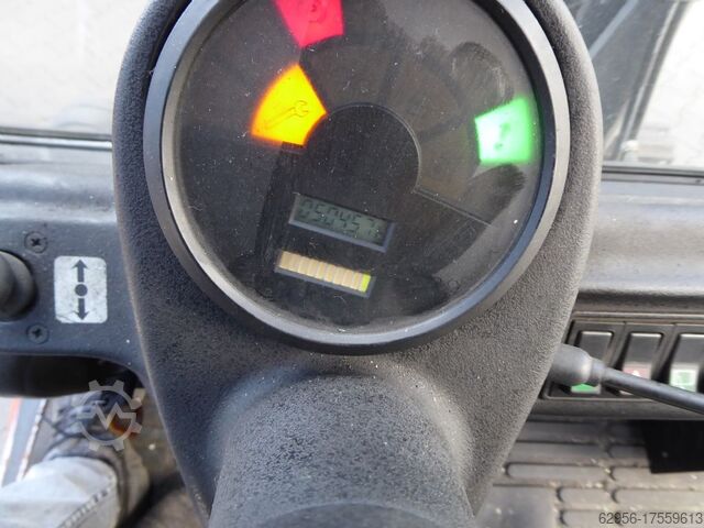 Stivuitor electric cu 4 roți Linde E40P