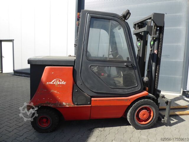 Stivuitor electric cu 4 roți Linde E40P