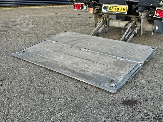 Transport réfrigéré/congélé Vedecar LPRS 24 / LIFT AXLE / THERMO KING / TAIL LIFT