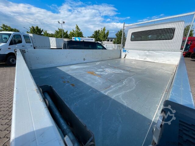 Фургон-самоскид VOLKSWAGEN Crafter 35 L2 4x4 MOTION/ Schoon Kipper/ AHK/ AC