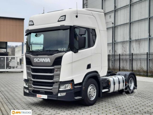Camion de matières dangereuses SCANIA R 460 2-Kreis-Kipphyd Retarder Standklima 2xTank