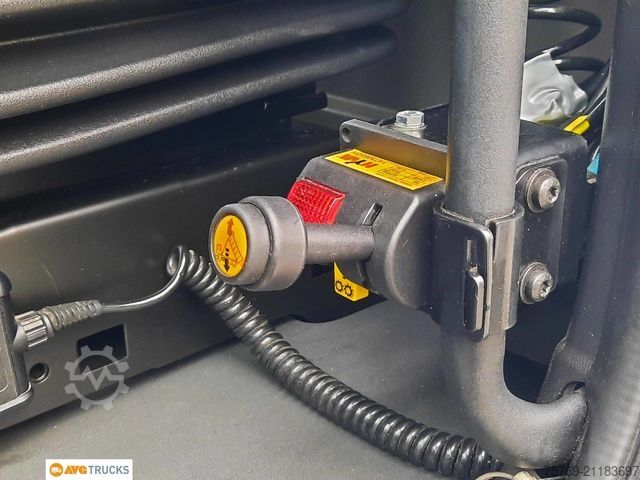 Tracteur routier standard SCANIA R 460 2-Kreis-Kipphyd Retarder Standklima 2xTank