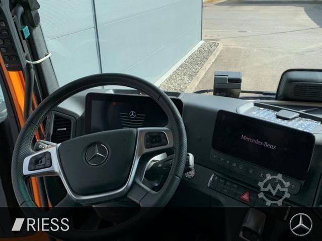 Kroklastbil MERCEDES-BENZ Arocs 2551 L Abrollkipper mit HAD, gelenkter lif