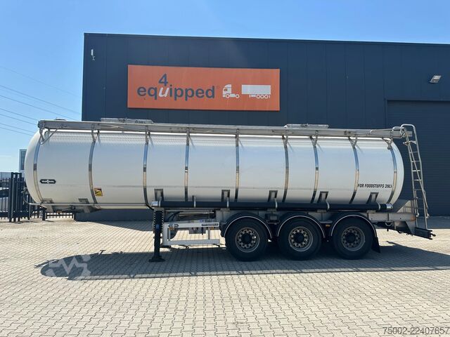 Lebensmitteltanker Van Hool FOOD / RVS chassis / empty weight: 5.860kg / 29...