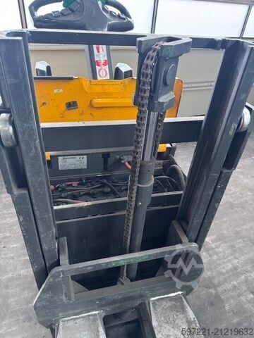 Palletstapelaars Jungheinrich ERD 220 -> Batterie aus 2019!