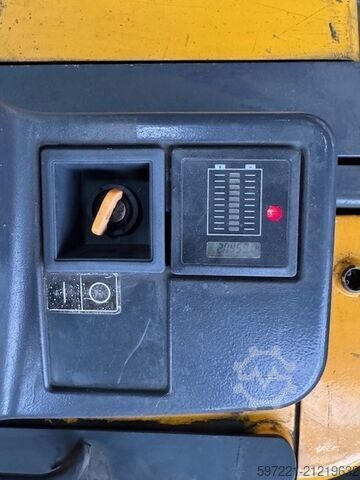 Palletstapelaars Jungheinrich ERD 220 -> Batterie aus 2019!