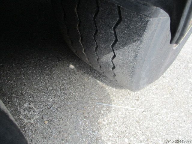 Odprta polprikolica s ponjavo SCHWARZMÜLLER J-Serie, Liftachse, LBW